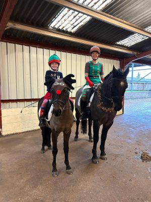 Daisy and Felicity Newey